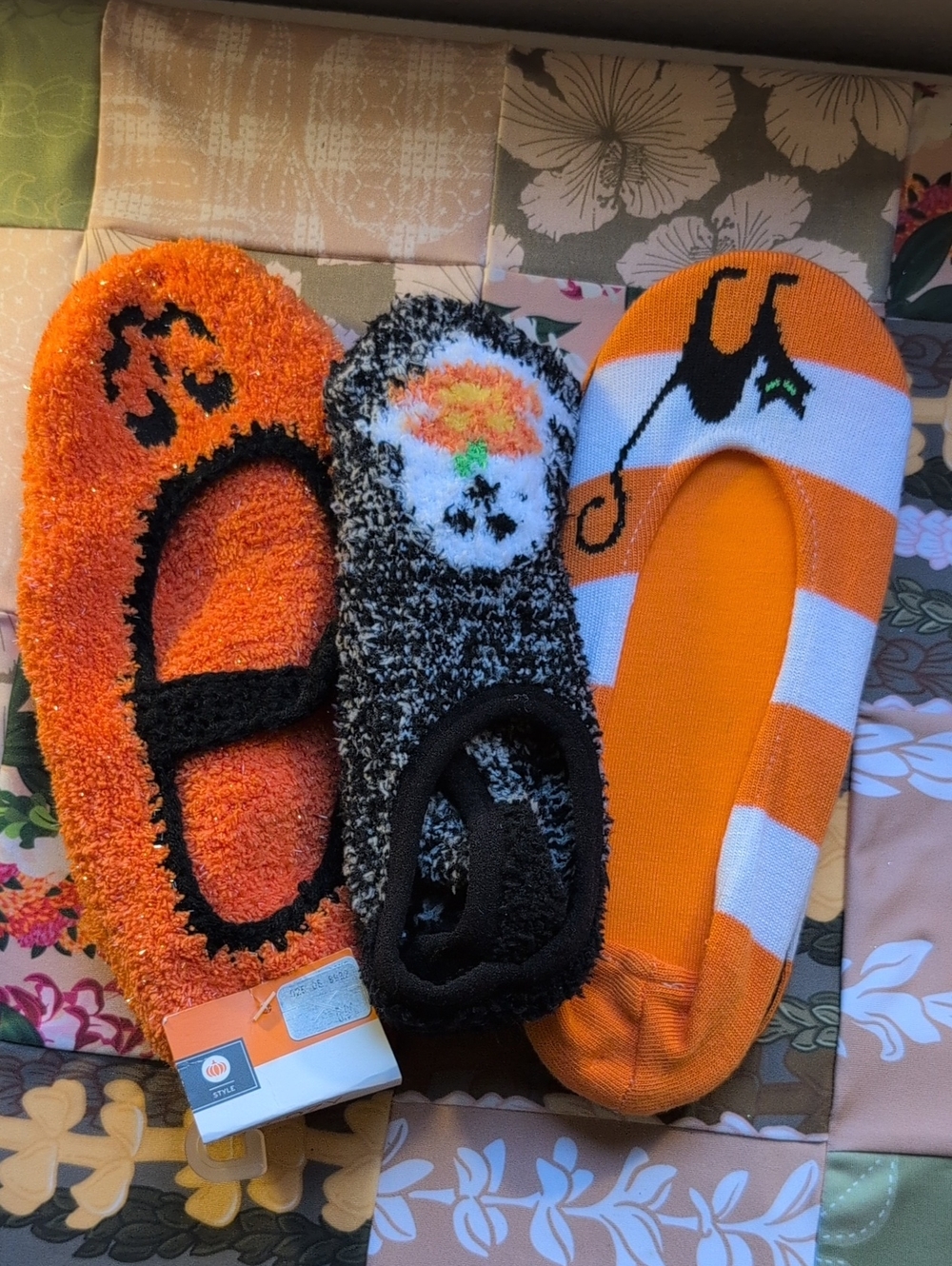 Cozy Kids Orange Halloween No-Show Slipper Socks - 3 Pack